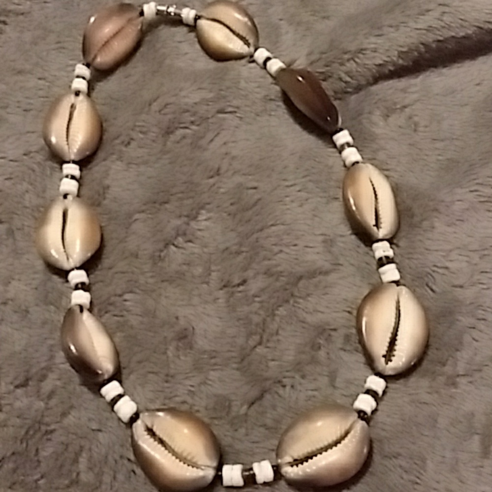 Shell necklace  choker